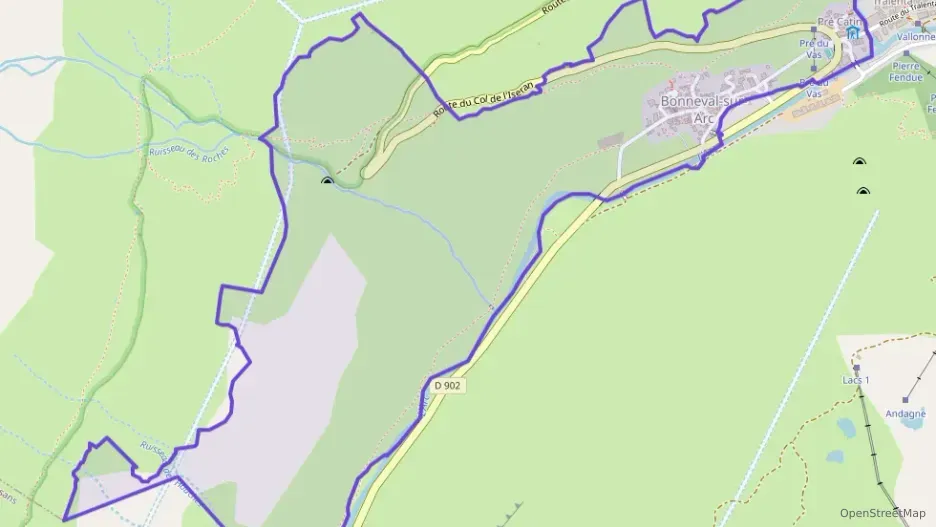 Maison 70 m² quatre pièces à vendre à Bonneval-sur-Arc Maison 70 m² quatre pièces à vendre à Bonneval-sur-Arc