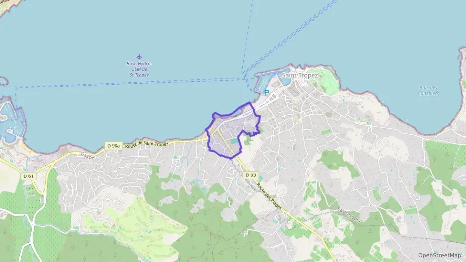 Maison 158 m² six pièces à vendre à Saint-Tropez Maison 158 m² six pièces à vendre à Saint-Tropez