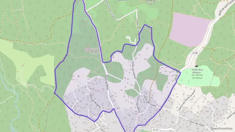 Maison 120 m² six pièces à vendre à Callian Maison 120 m² six pièces à vendre à Callian