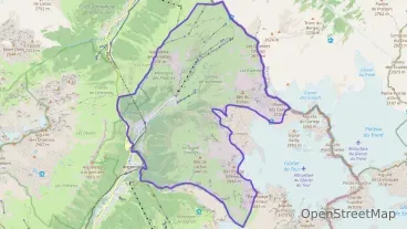 Maison 100 m² cinq pièces à vendre à Chamonix-Mont-Blanc Maison 100 m² cinq pièces à vendre à Chamonix-Mont-Blanc