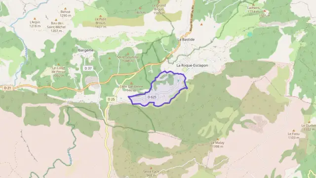 Maison 95 m² quatre pièces à vendre à La Roque-Esclapon