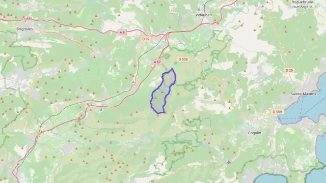 Maison 99 m² 5 pièces à vendre à Les Mayons