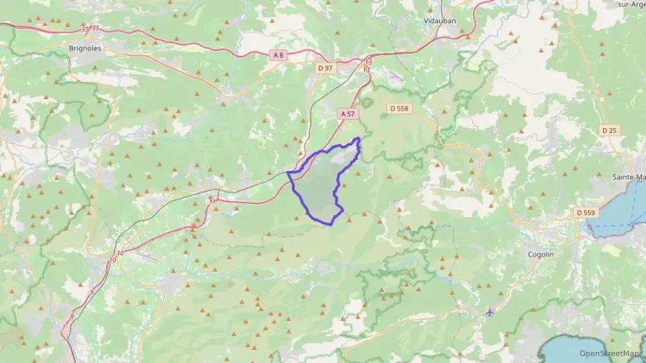 Maison 137 m² six pièces à vendre à Gonfaron Maison 137 m² six pièces à vendre à Gonfaron