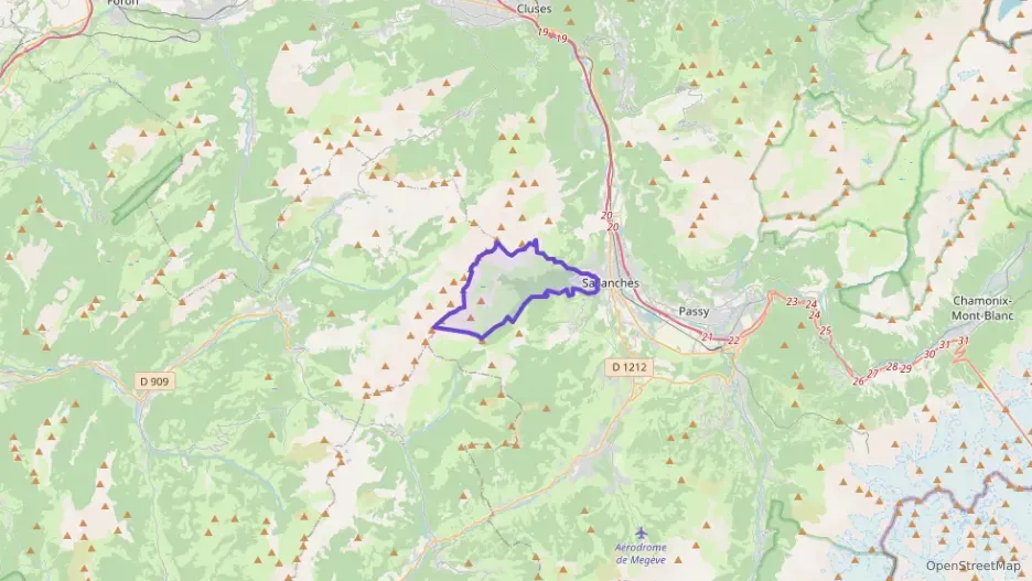 Maison 150 m² cinq pièces à vendre à Sallanches Maison 150 m² cinq pièces à vendre à Sallanches