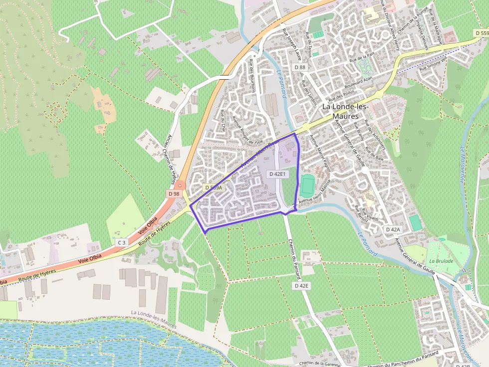 Maison 96 m² quatre pièces à vendre à La Londe-les-Maures