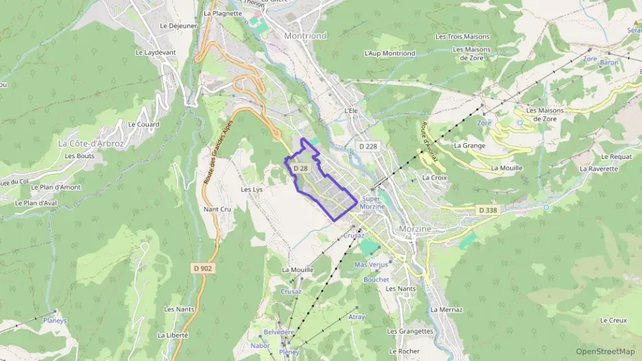 Maison 85 m² cinq pièces à vendre à Morzine Maison 85 m² cinq pièces à vendre à Morzine