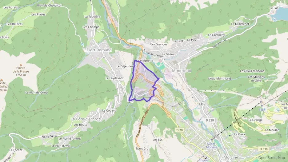 Maison 191 m² six pièces à vendre à Morzine Maison 191 m² six pièces à vendre à Morzine