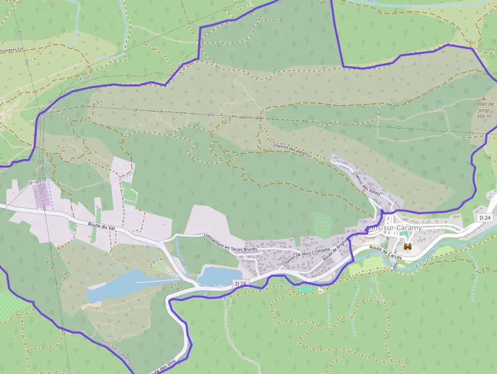 Maison 103 m² quatre pièces à vendre à Vins-sur-Caramy