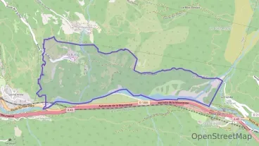 Maison 113 m² quatre pièces à vendre à Saint-Michel-de-Maurienne Maison 113 m² quatre pièces à vendre à Saint-Michel-de-Maurienne