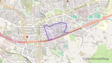 Maison 134 m² cinq pièces à vendre à Hyères Maison 134 m² cinq pièces à vendre à Hyères