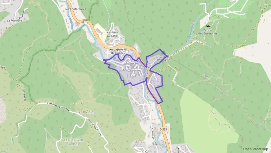 Maison 104 m² six pièces à vendre à Solliès-Toucas Maison 104 m² six pièces à vendre à Solliès-Toucas