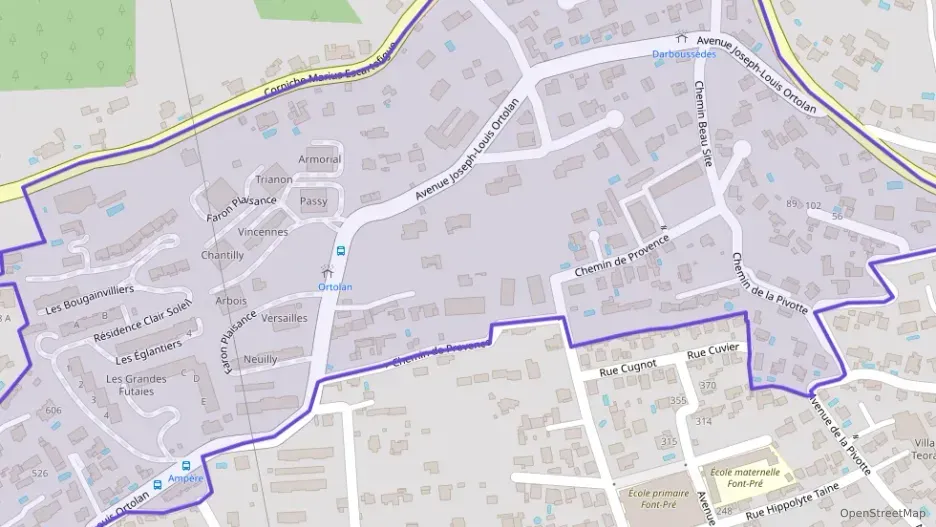 Maison 180 m² quatre pièces à vendre à Toulon Maison 180 m² quatre pièces à vendre à Toulon