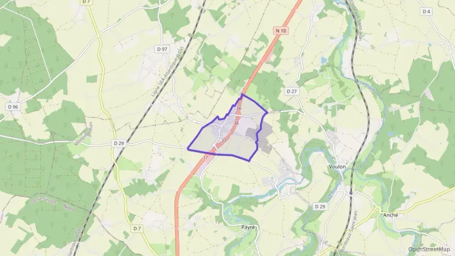 Maison 104 m² cinq pièces à vendre à Valence-en-Poitou Maison 104 m² cinq pièces à vendre à Valence-en-Poitou