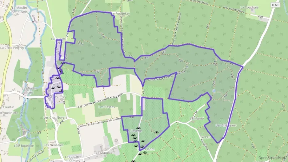 Maison 80 m² trois pièces à vendre à Benais Maison 80 m² trois pièces à vendre à Benais