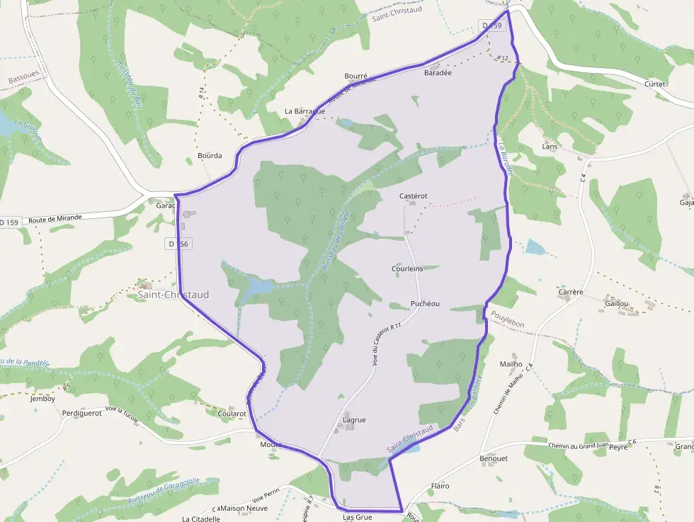 Maison 170 m² quatre pièces à vendre à Saint-Christaud