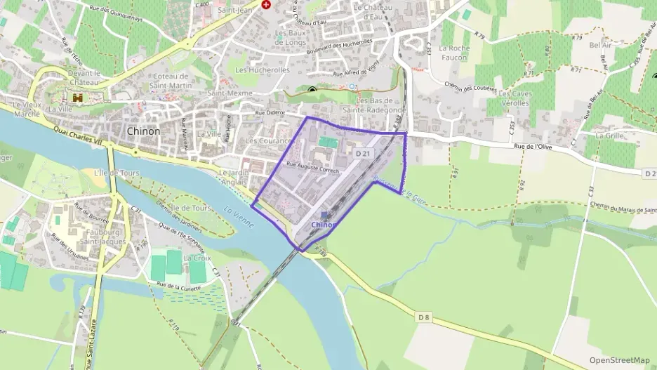 Maison 98 m² quatre pièces à vendre à Chinon