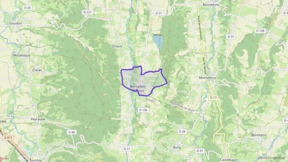 Maison 125 m² quatre pièces à vendre à Bernadets-Dessus Maison 125 m² quatre pièces à vendre à Bernadets-Dessus