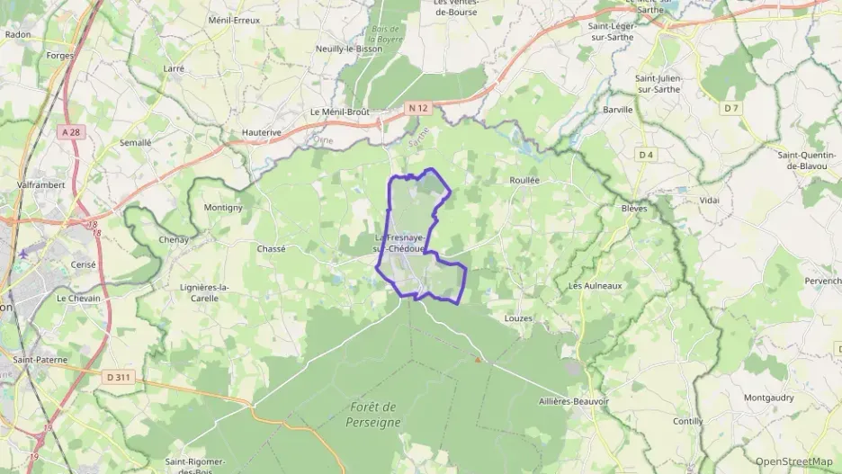 Maison 150 m² six pièces à vendre à Villeneuve-en-Perseigne