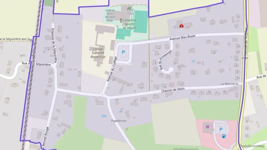 Maison 107 m² quatre pièces à vendre à Mayet Maison 107 m² quatre pièces à vendre à Mayet