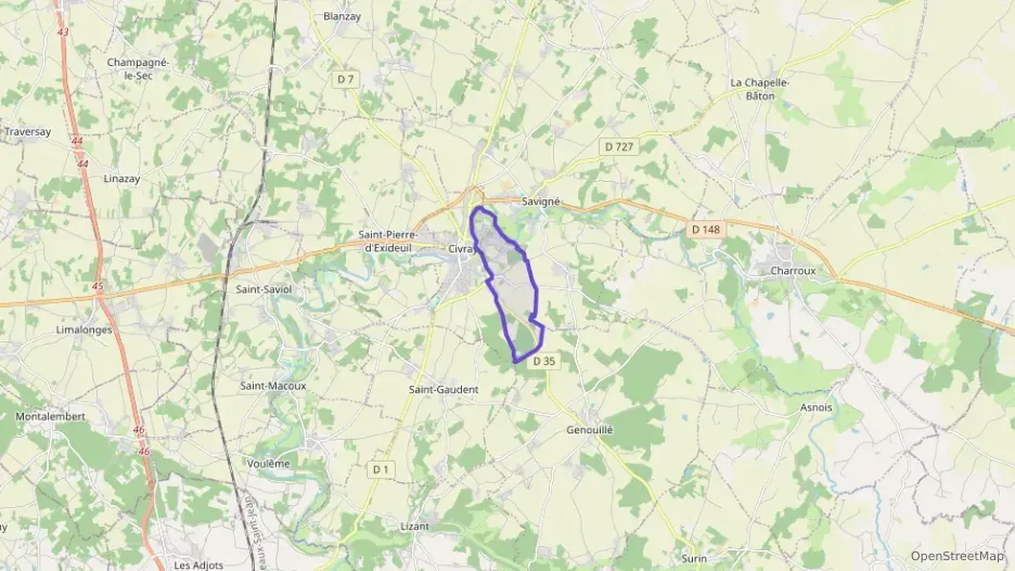 Maison 97 m² quatre pièces à vendre à Civray