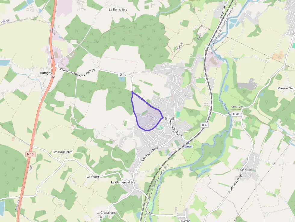 Maison 87 m² quatre pièces à vendre à Iteuil