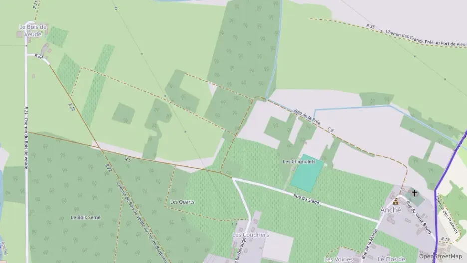 Maison 98 m² quatre pièces à vendre à Anché Maison 98 m² quatre pièces à vendre à Anché