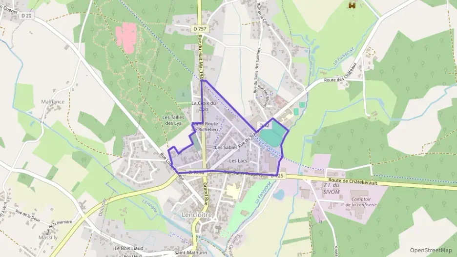 Maison 100 m² six pièces à vendre à Lencloître