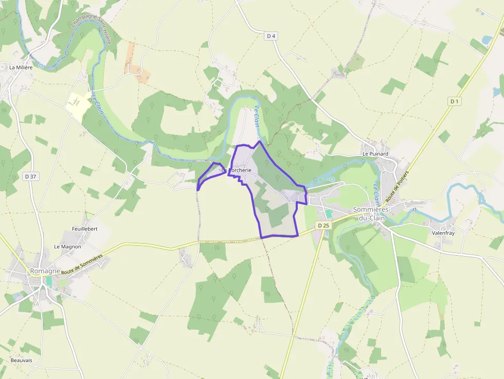 Maison 126 m² quatre pièces à vendre à Sommières-du-Clain