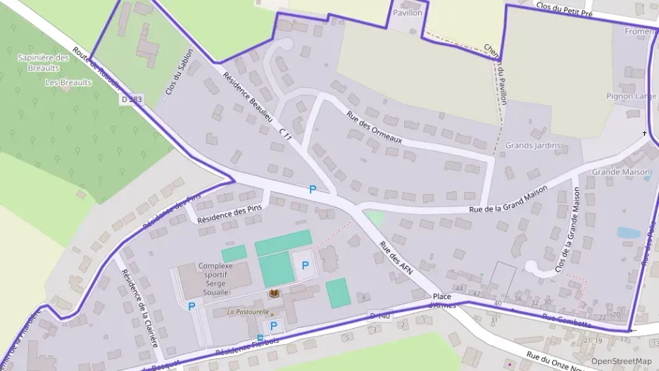 Maison 159 m² cinq pièces à vendre à Saint-Mars-d`Outillé Maison 159 m² cinq pièces à vendre à Saint-Mars-d`Outillé