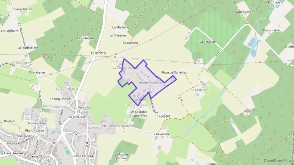 Maison 138 m² cinq pièces à vendre à Saint-Mars-d`Outillé