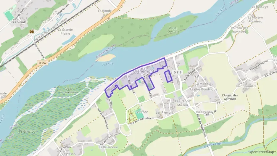 Maison 110 m² quatre pièces à vendre à Bréhémont Maison 110 m² quatre pièces à vendre à Bréhémont