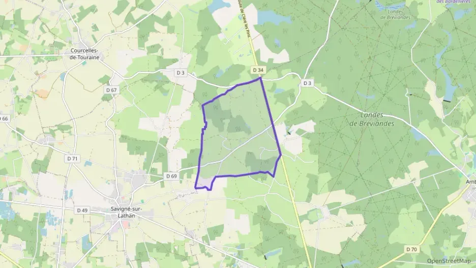 Maison 162 m² cinq pièces à vendre à Cléré-les-Pins Maison 162 m² cinq pièces à vendre à Cléré-les-Pins