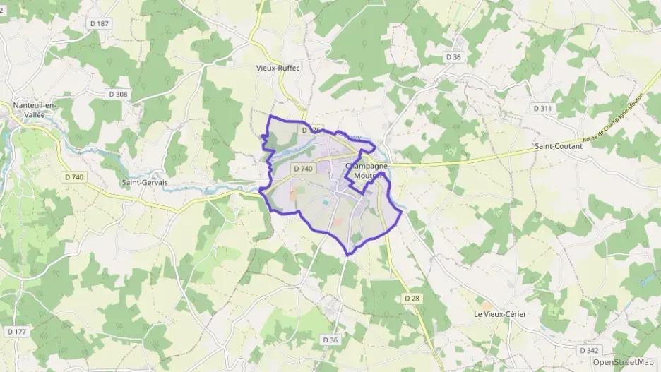 Maison 166 m² trois pièces à vendre à Champagne-Mouton Maison 166 m² trois pièces à vendre à Champagne-Mouton