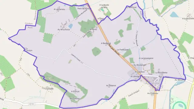 Maison 126 m² quatre pièces à vendre à Ayguetinte