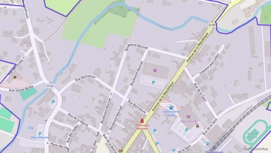 Maison 80 m² trois pièces à vendre à Chasseneuil-sur-Bonnieure Maison 80 m² trois pièces à vendre à Chasseneuil-sur-Bonnieure