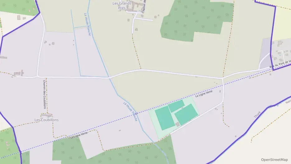 Maison 107 m² quatre pièces à vendre à Thuré Maison 107 m² quatre pièces à vendre à Thuré