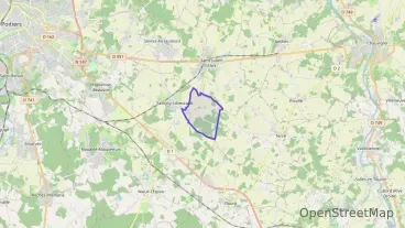 Maison 120 m² quatre pièces à vendre à Savigny-Lévescault