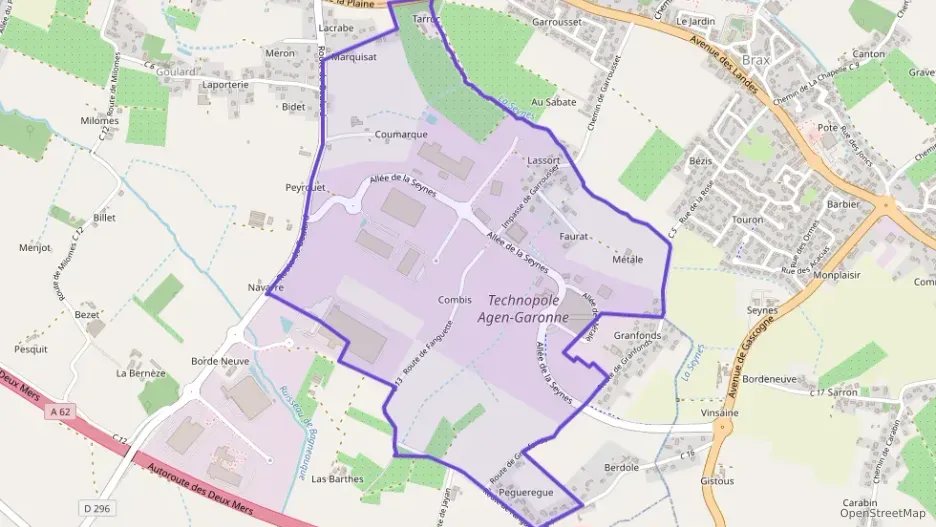 Maison 230 m² sept pièces à vendre à Sainte-Colombe-en-Bruilhois Maison 230 m² sept pièces à vendre à Sainte-Colombe-en-Bruilhois