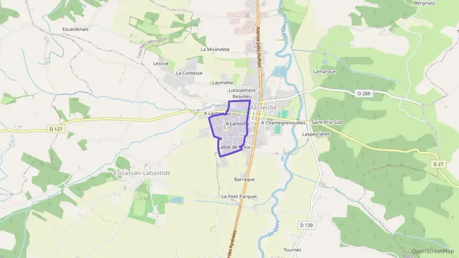 Maison 98 m² quatre pièces à vendre à Masseube Maison 98 m² quatre pièces à vendre à Masseube