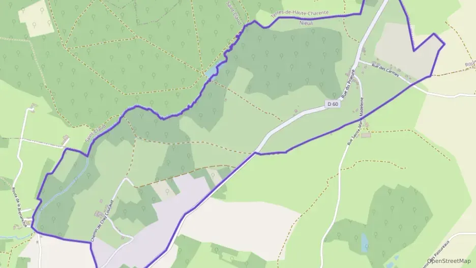 Maison 109 m² trois pièces à vendre à Nieuil Maison 109 m² trois pièces à vendre à Nieuil