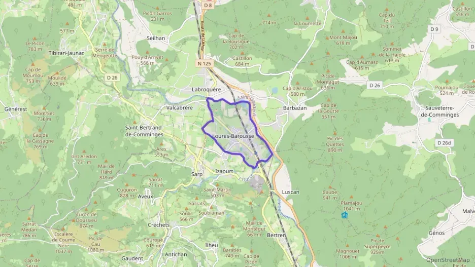 Maison 170 m² cinq pièces à vendre à Loures-Barousse Maison 170 m² cinq pièces à vendre à Loures-Barousse