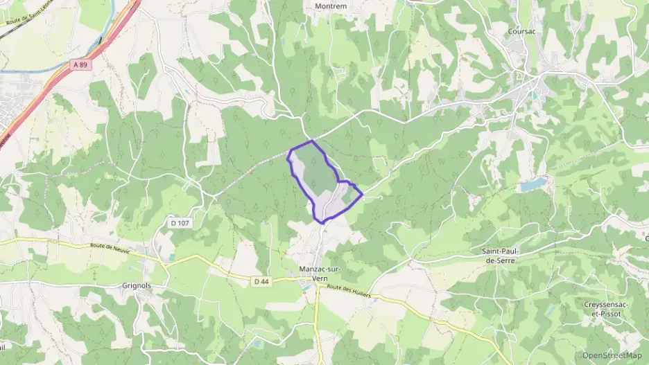 Maison 140 m² cinq pièces à vendre à Manzac-sur-Vern Maison 140 m² cinq pièces à vendre à Manzac-sur-Vern