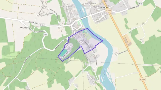 Maison 74 m² quatre pièces à vendre à Bonnes