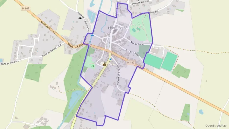 Maison 172 m² six pièces à vendre à Lhommaizé Maison 172 m² six pièces à vendre à Lhommaizé