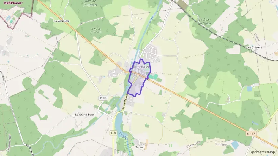 Maison 172 m² six pièces à vendre à Lhommaizé Maison 172 m² six pièces à vendre à Lhommaizé