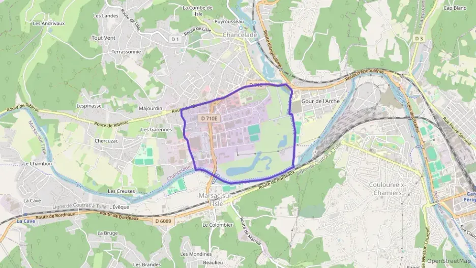 Maison 137 m² quatre pièces à vendre à Marsac-sur-l`Isle