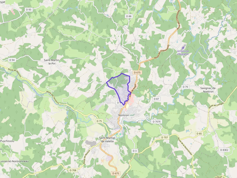 Maison 103 m² quatre pièces à vendre à Nontron