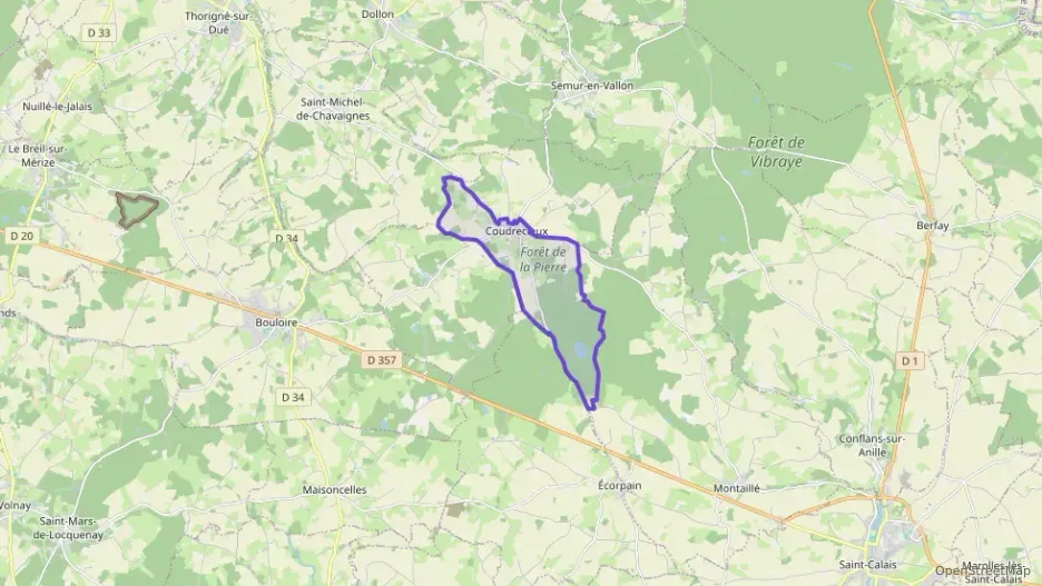 Maison 111 m² trois pièces à vendre à Coudrecieux Maison 111 m² trois pièces à vendre à Coudrecieux