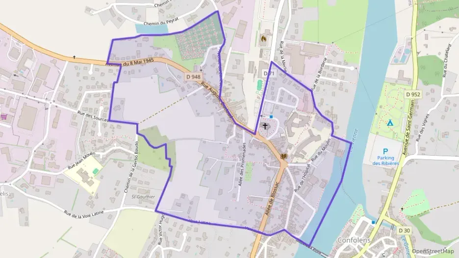 Maison 130 m² quatre pièces à vendre à Confolens Maison 130 m² quatre pièces à vendre à Confolens