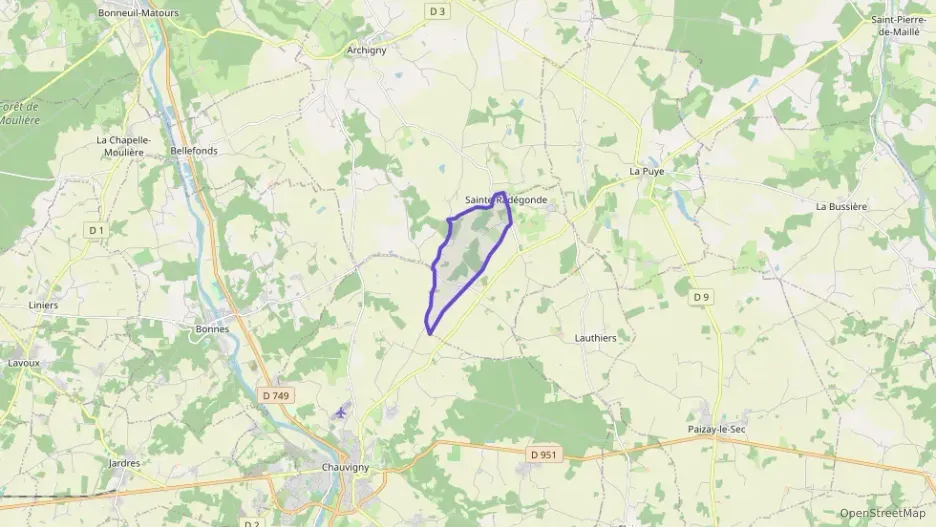 Maison 85 m² quatre pièces à vendre à Sainte-Radégonde Maison 85 m² quatre pièces à vendre à Sainte-Radégonde